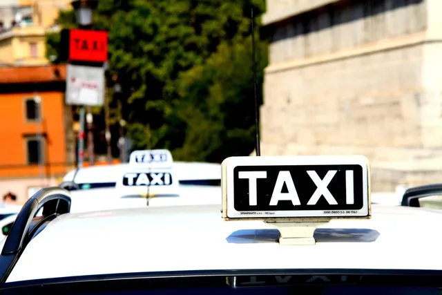 Campagnes Social Media - Subito Taxi - Facebook Covers